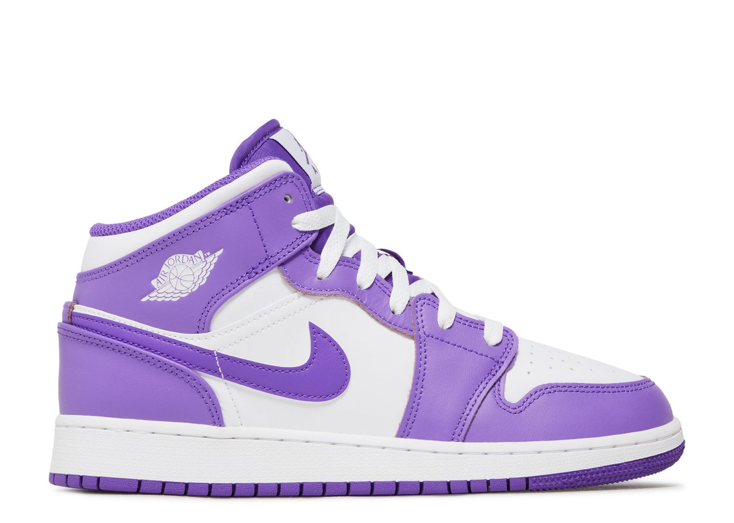 Fashion jordans with purple in them