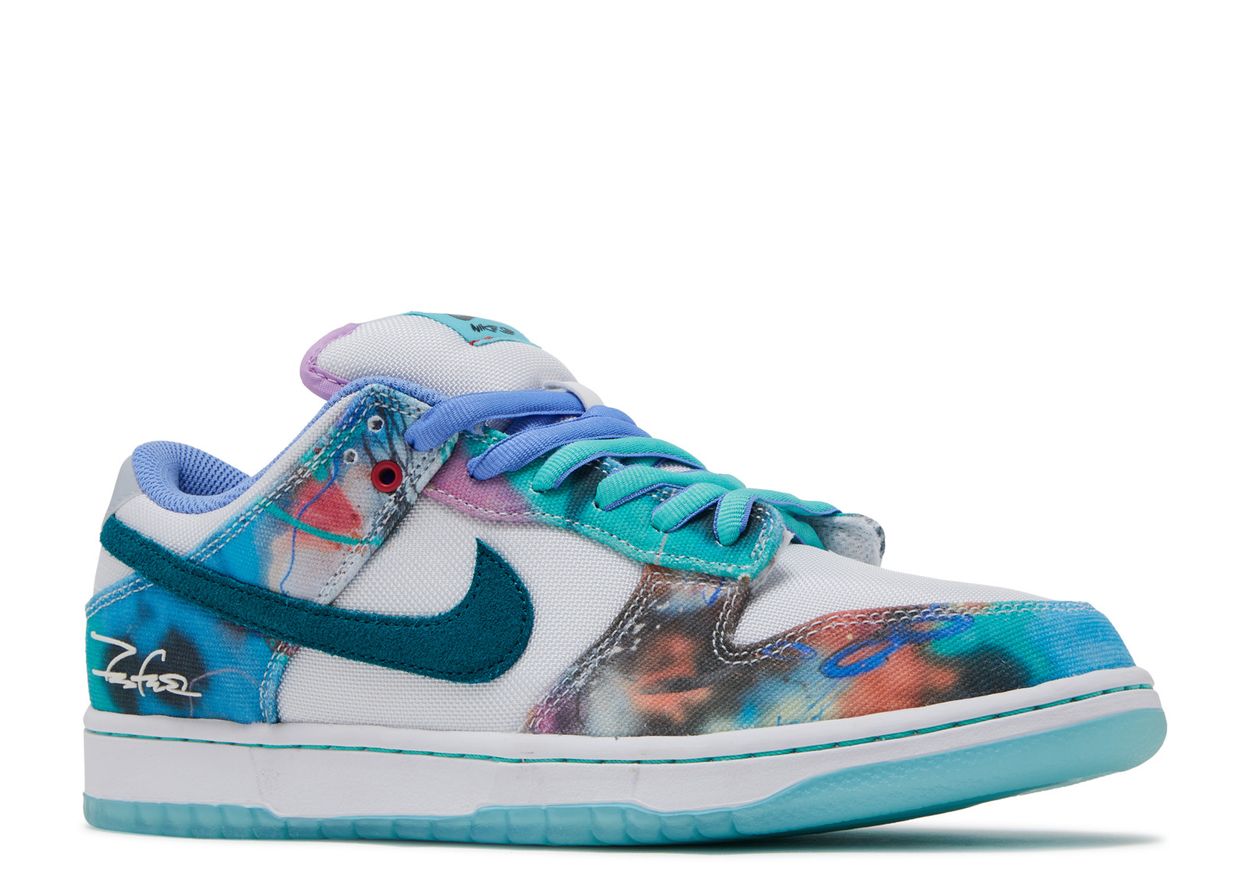 Nike SB Dunk Low x Futura Laboratories 'Bleached Aqua'