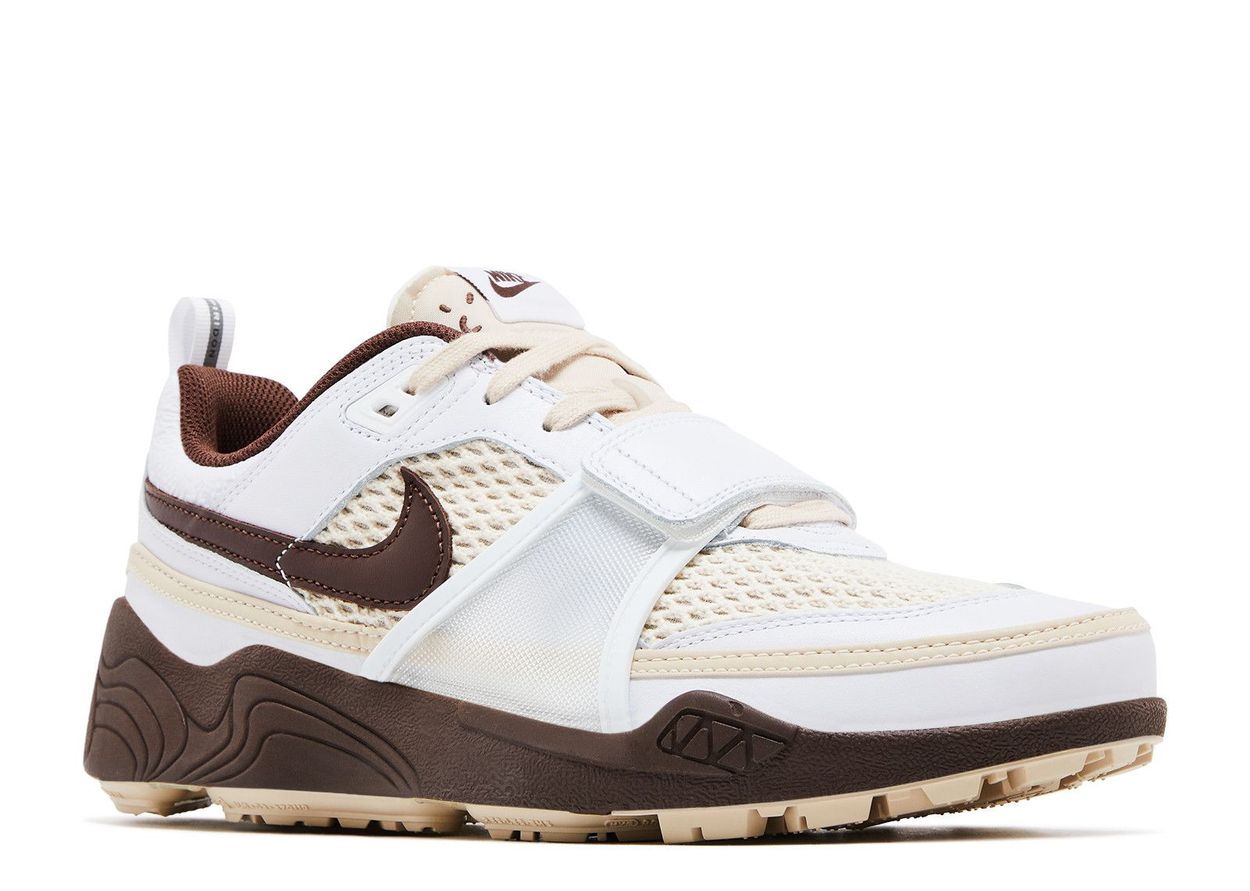 Nike Zoom Field Jaxx x Travis Scott 'Light Chocolate'