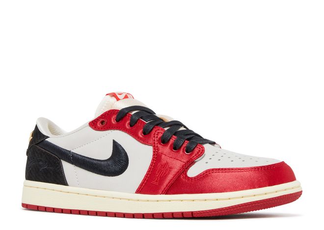 Air Jordan 1 Retro Low OG x Trophy Room 'Away'