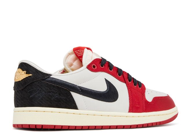 Air Jordan 1 Retro Low OG x Trophy Room 'Away'