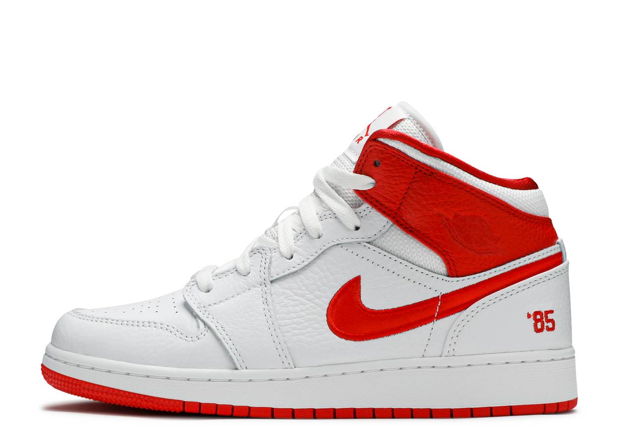 Load image into Gallery viewer, Air Jordan 1 Mid &amp;#39;85&amp;#39; (GS)
