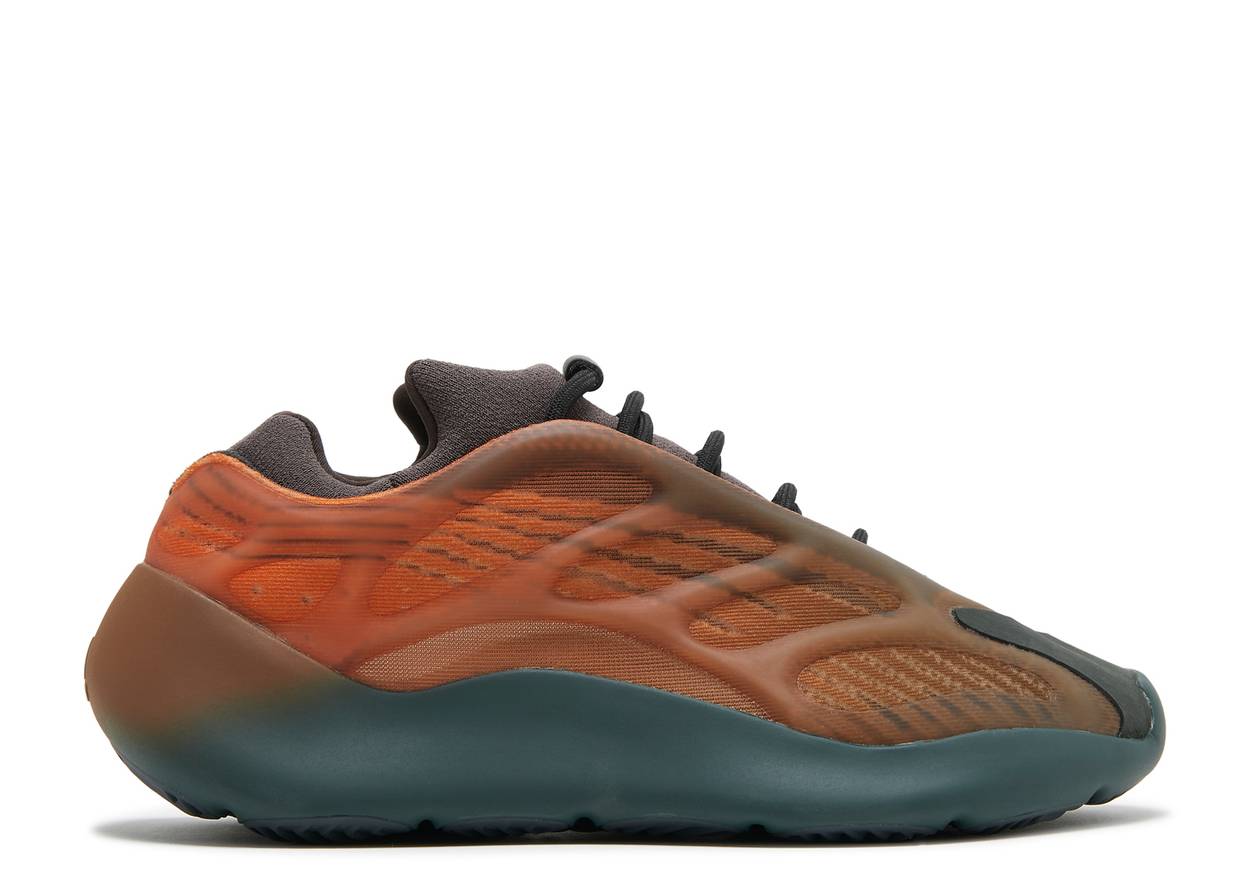 Load image into Gallery viewer, Adidas Yeezy 700 V3 &amp;#39;Copper Fade&amp;#39;
