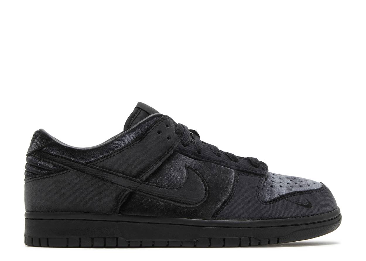 Nike Dunk Low x DSM 'Triple Black Velvet'